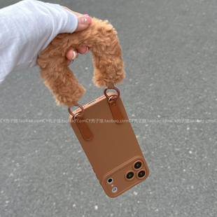 秋冬创意复古棕色毛绒手提手机壳适用华为mate80/70/60全包软壳Pura80防摔P70腕带nova141312畅享80/70保护套