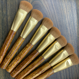 定制 黄狼混蛋蛋刷鹅蛋圆局部定妆刷桃心腮红高光化妆刷 白狐小坡