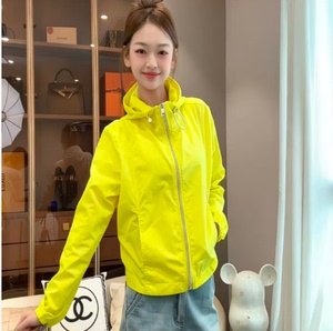 连帽防晒衣女士2025夏季新款时尚短款轻薄冰丝遮阳透气防晒服外套