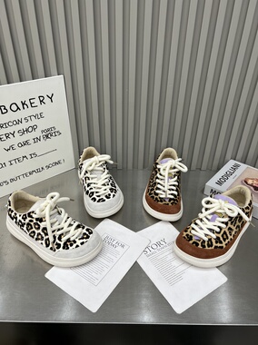 TTYY真皮厚底德训鞋女鞋2026春季百搭增高休闲运动板鞋丑萌面包鞋