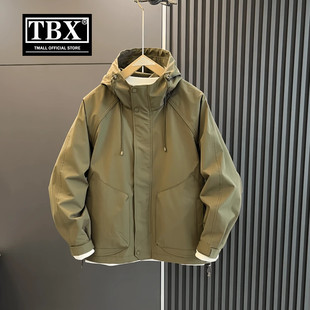 高端工装外套男士春秋季2026新款爆款运动连帽冲锋衣男款冬装棉服