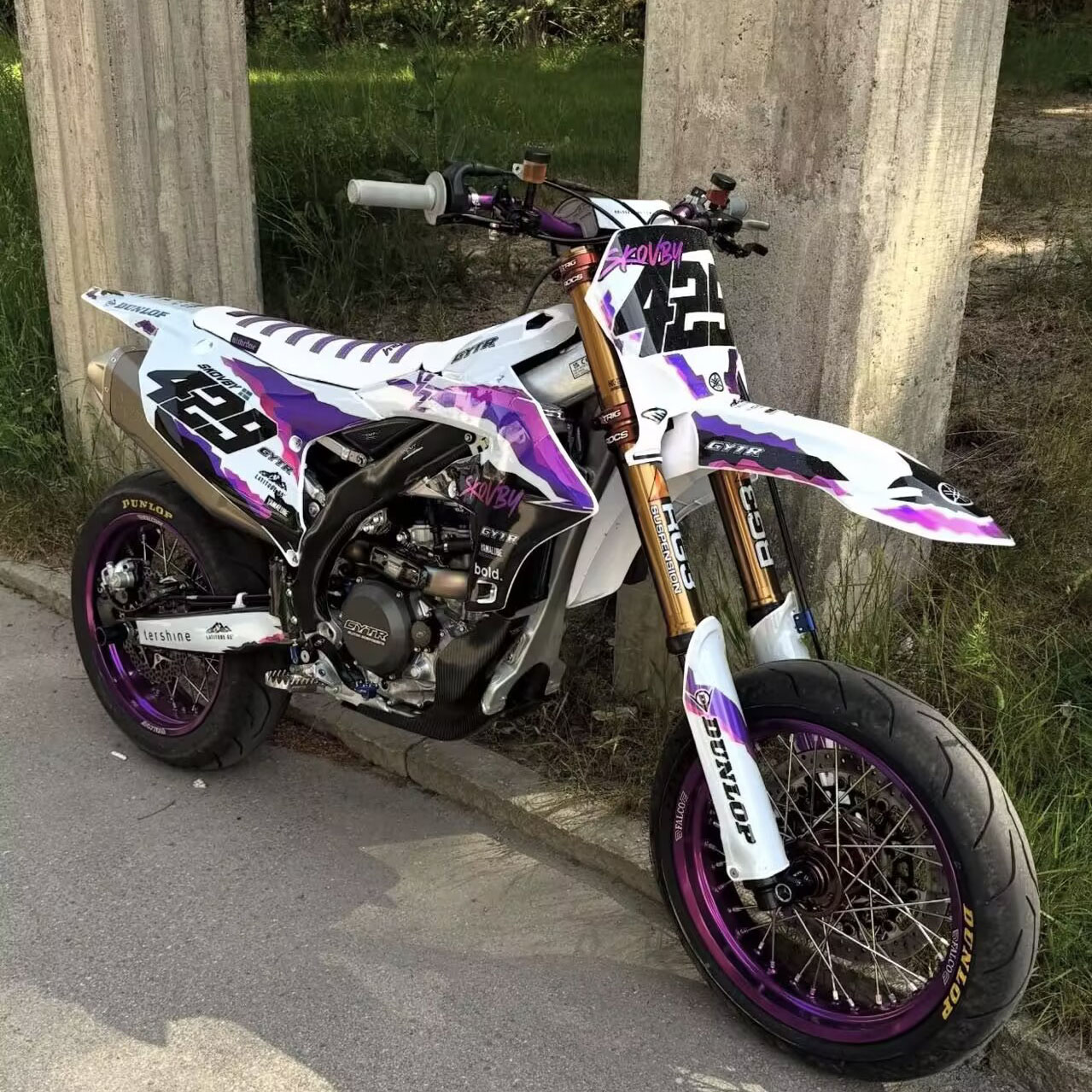 适用YAMAHA雅马哈23 2贴纸/贴膜