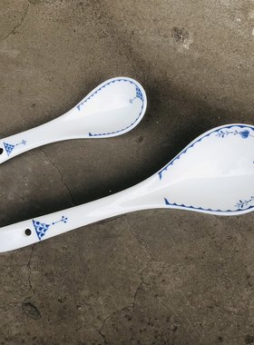 英国出口汤勺调羹釉下彩外贸简约唐草系列陶瓷勺子丹麦吃饭盛汤勺