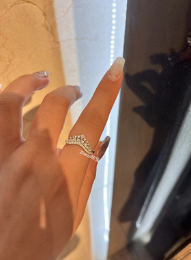 18k金钻石公主皇冠戒指