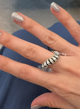 Zhaoyi珍宝～18k金 钻石斑马纹戒指