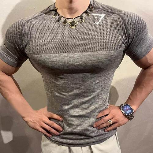 GYMSHARK男士幻影四代健身无缝显身材运动修身弹性速干美式短袖
