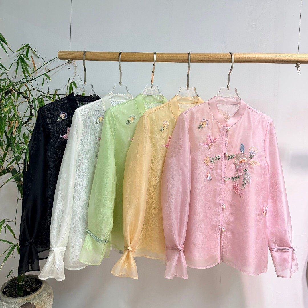 2026早春上新真丝重工定位彩色绣花高档进口蕾丝里衬新中式小衫