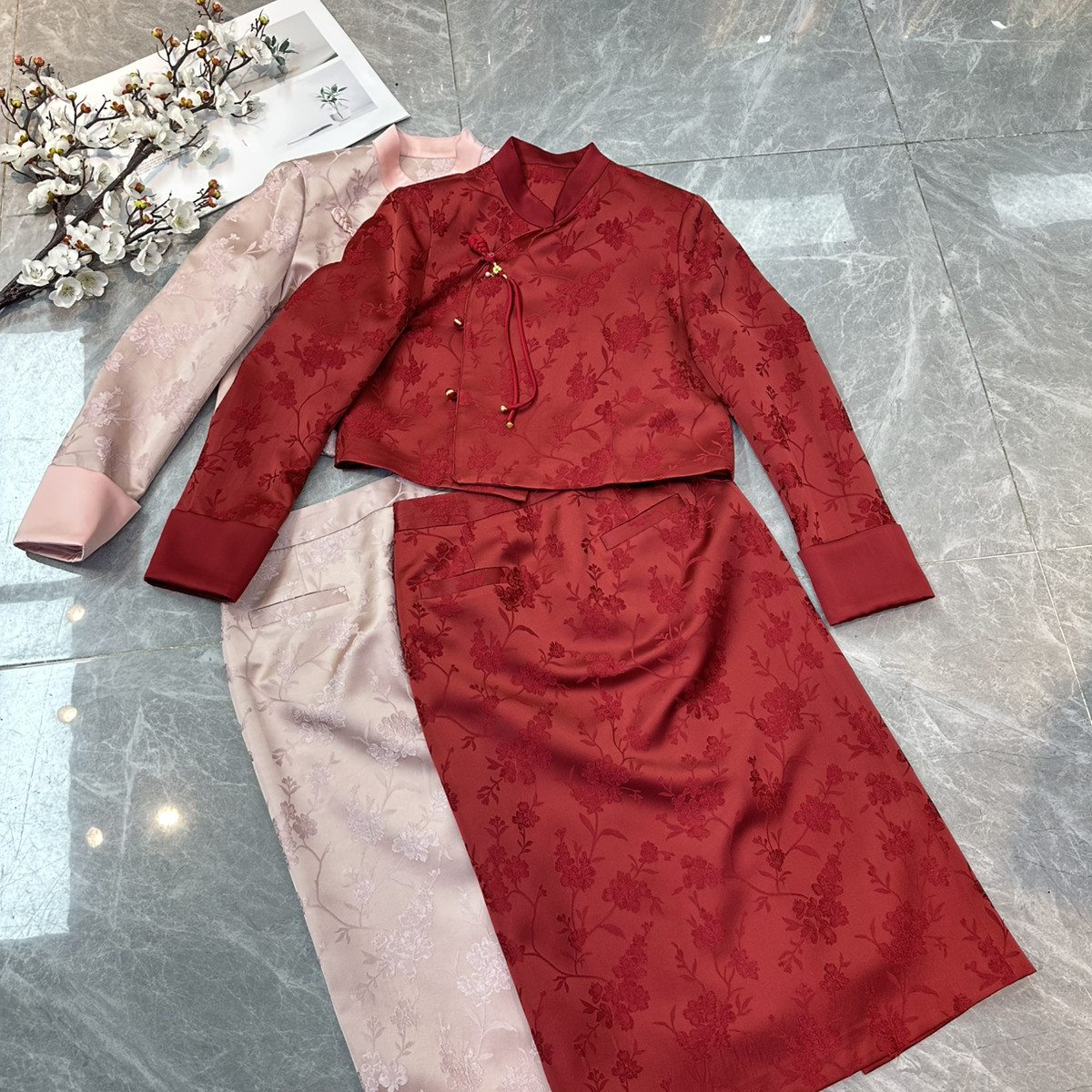 26年早春！新中式囯风气质小香风短外套+半身裙两件套装