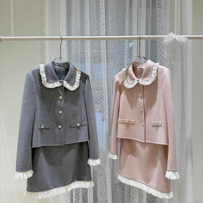 冬上新翻领单排扣羊毛外套+修身显瘦A字半身裙套装（含10%羊绒）