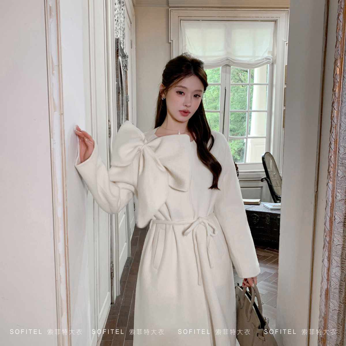 冬上新千金高级感围巾一体暗门襟百搭羊毛外套(含100%羊毛）