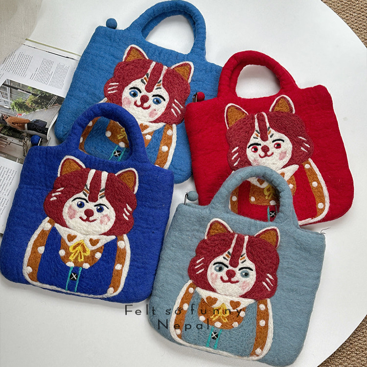 2025新款现货手工羊毛毡可爱卡通背带猫咪手拎包手提包少女创意,箱包皮具/热销女包/男包,通用款女包,淘宝优惠券,粉丝福利购,淘宝优惠卷