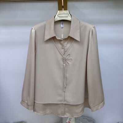 8802专柜正品新款春季装时尚翻领拼接假两件妈妈装针织衫上衣AA