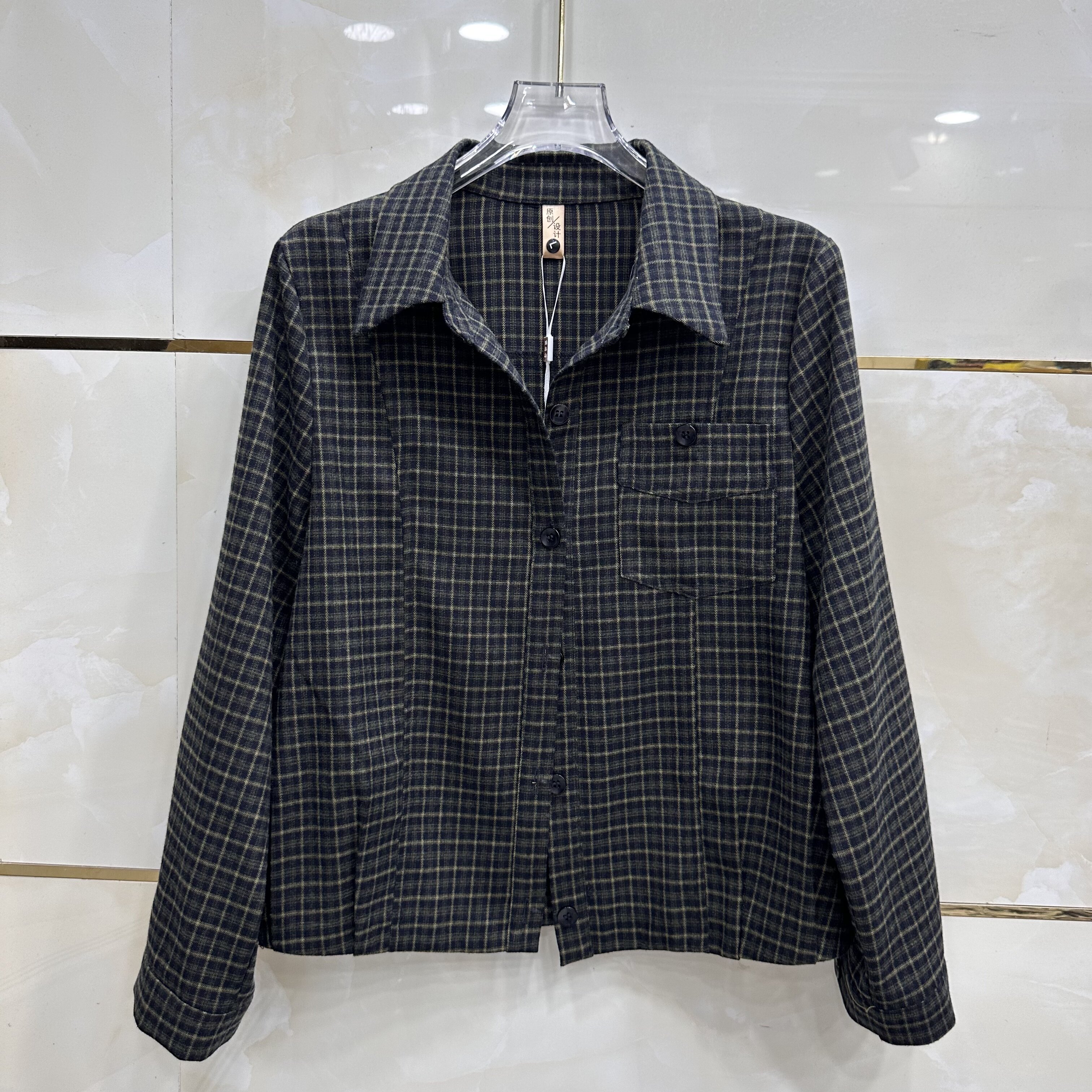 丽诗信LSX-CT8831专柜正品新款秋季女装时尚格子短款妈妈装衬衫31