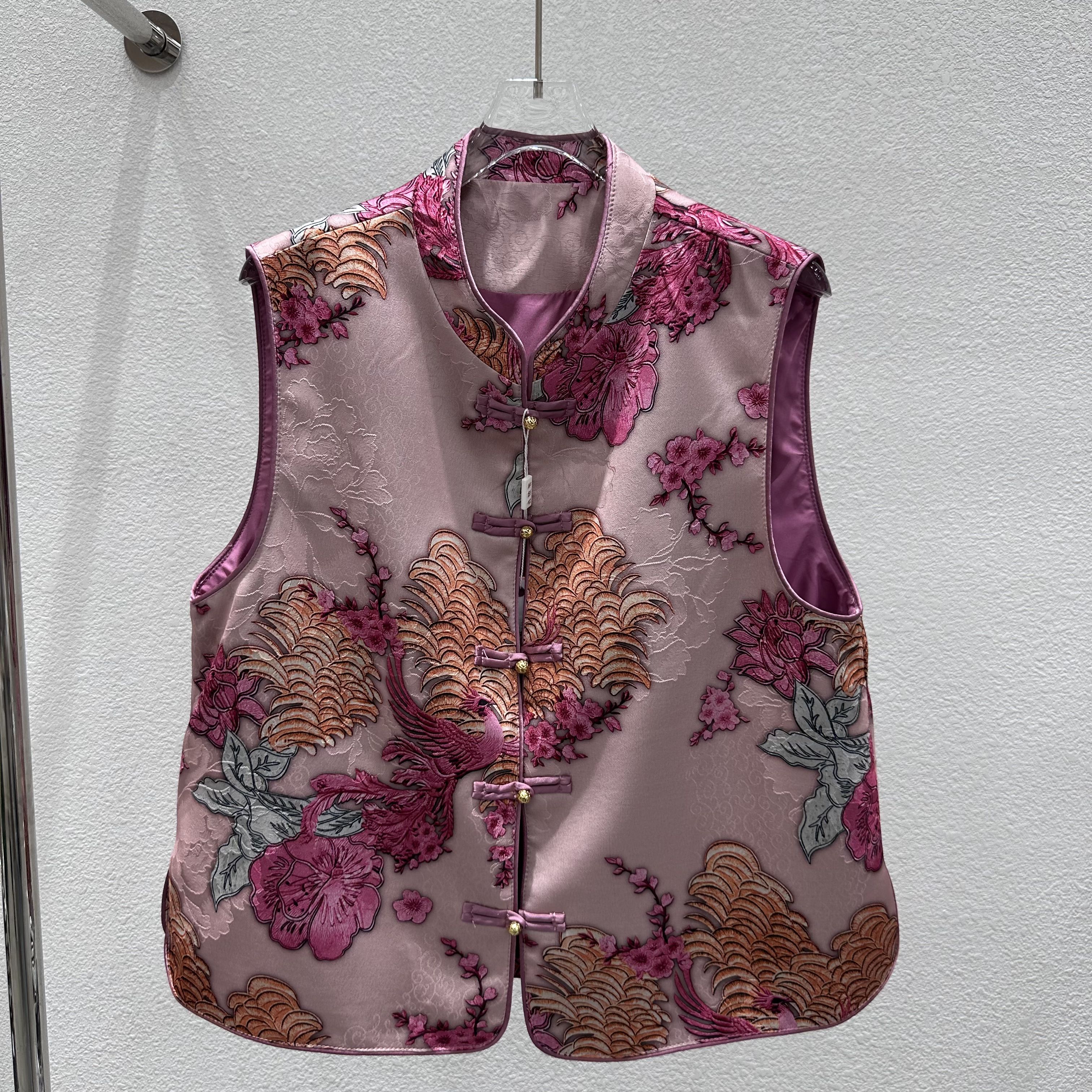 鑫依秀8818-1专柜正品新款春季女装时尚提花复古花色打底奶奶马甲