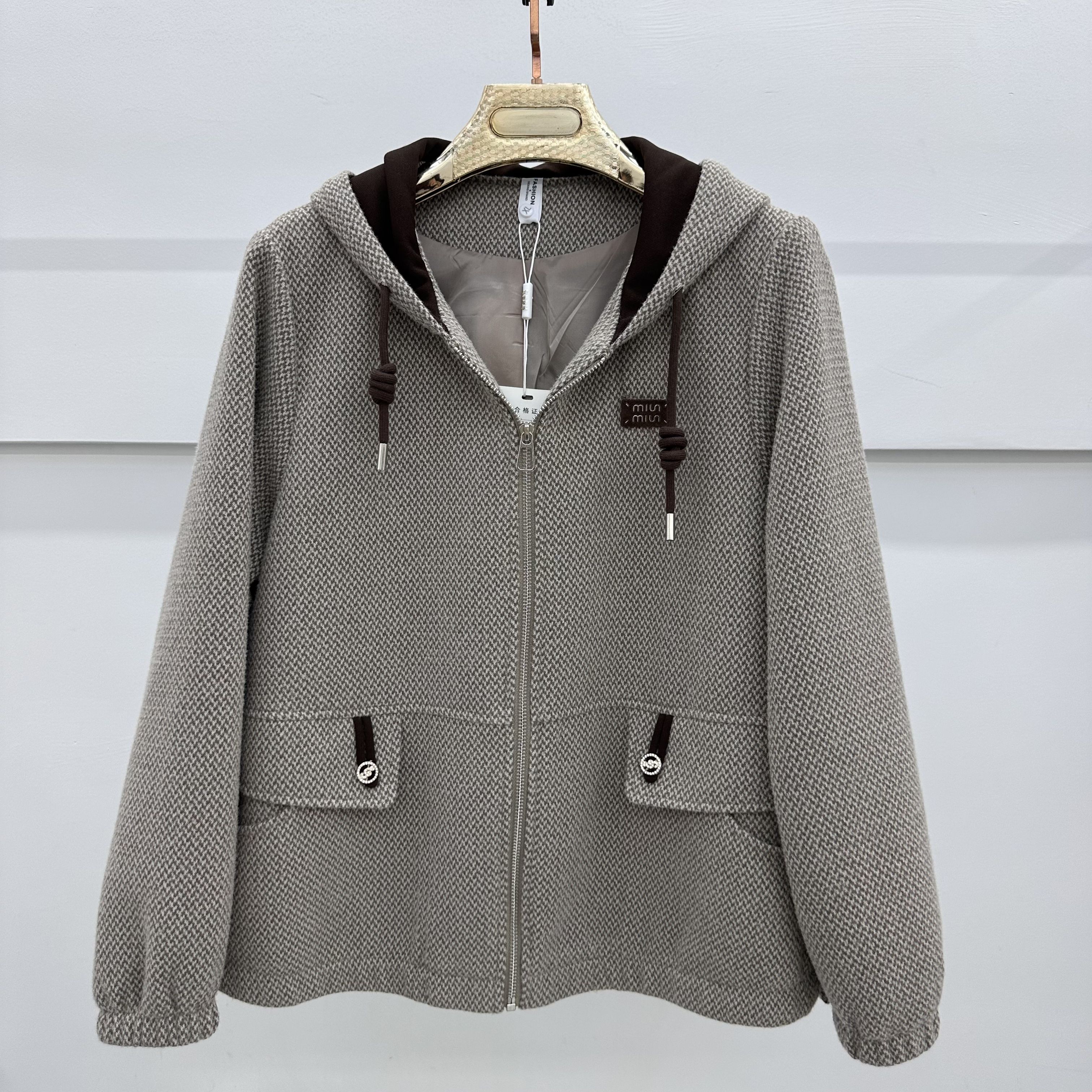 8818专柜正品2025新款秋季女装时尚大码妈妈装打底连帽短外套18