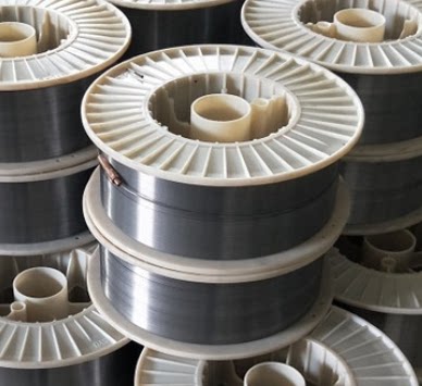 盾构机用耐磨焊丝YHD600耐磨药芯焊丝YD600堆焊气保合金焊丝1.2