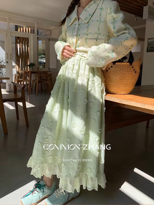 CZ 超仙针织背心 松紧腰白色重工伞裙半身裙