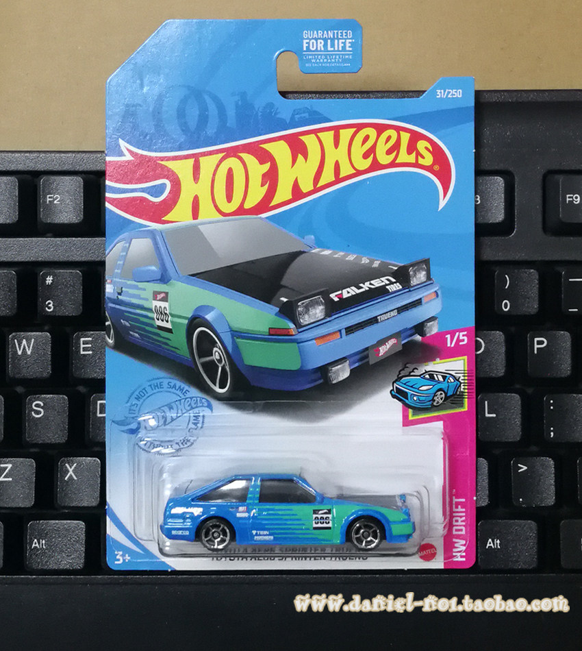 风火轮小车 hot wheels   toyota ae86 sprinter 飞劲 falken涂装