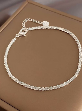 女士手链波光闪烁适合多种场合佩戴