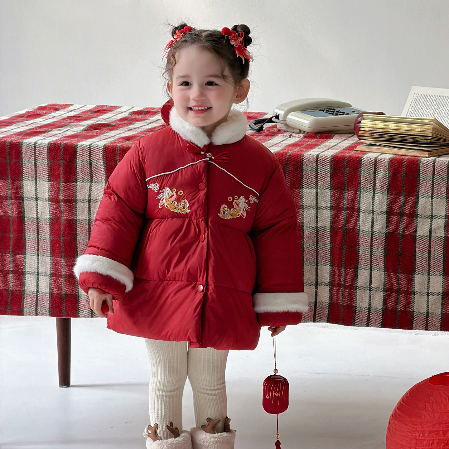 女童汉服过年拜年服秋冬季儿童国风新中式棉衣女宝宝周岁礼服冬装