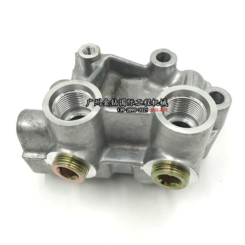 日立ZX200 230 240-3 6机油格座 机油滤芯散热器连接体挖掘机配件