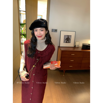 【陈格格】红色莓莓~复古红色花边镂空娃娃领氛围叠穿针织背心裙