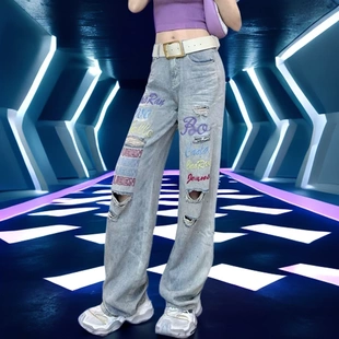 女 2025年夏季 新款 网红复古高腰显瘦牛仔裤 彩色字母刺绣破洞阔腿裤