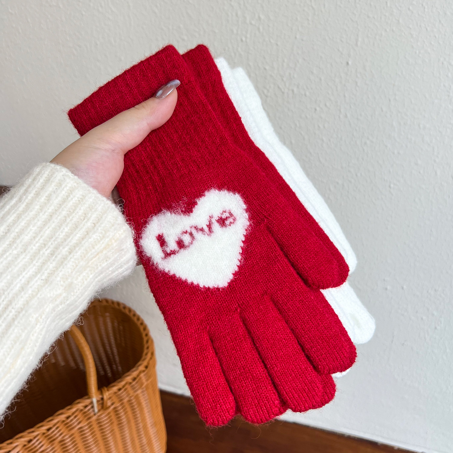 秋冬季新款毛线针织情侣手套韩版ins百搭漏指可触屏学生防寒保暖