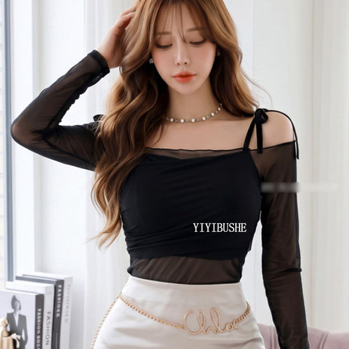 网纱拼接吊带露肩长袖t恤