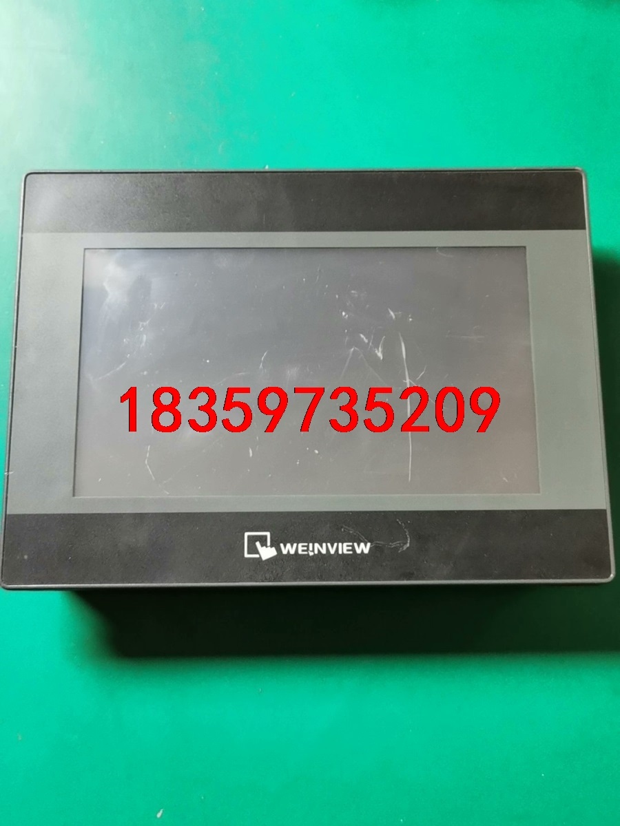 威纶触摸屏TK6071ip二手拆机成色如图，屏幕稍微有点划痕议价