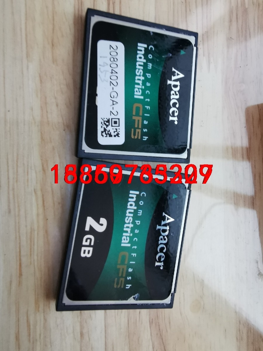 工控机上两张拆机CF卡 ，MLC工业颗粒。非偏远地区2张打包议价