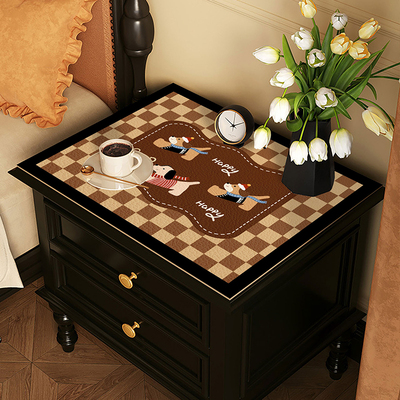 复古方形床头柜耐脏可擦洗皮革垫