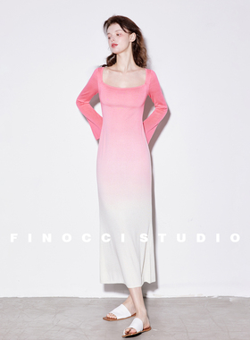 FINOCCI秋季巴素兰羊毛渐变染色氛围感喇叭袖女人味毛织连衣裙