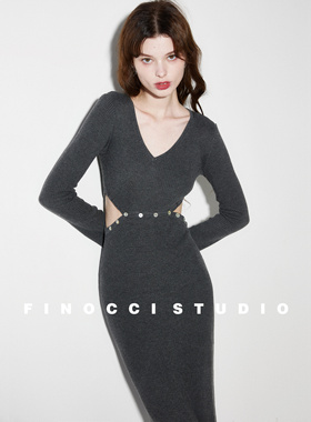 FINOCCI春款羊毛亲肤纽扣可调节露腰心机性感修身显瘦针织连衣裙