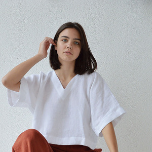 旧年 法国麻极简百搭宽松女V领五分袖上衣 亚麻纯色舒适半袖T恤衫