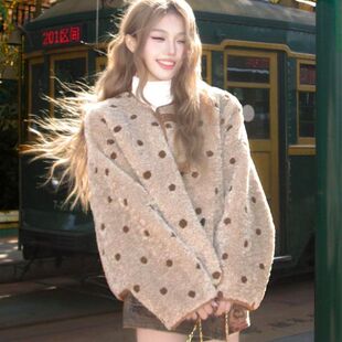 500克羊羔绒复合麂皮毛巾绣法一美式 上衣 慵懒毛茸波点羊羔毛女款