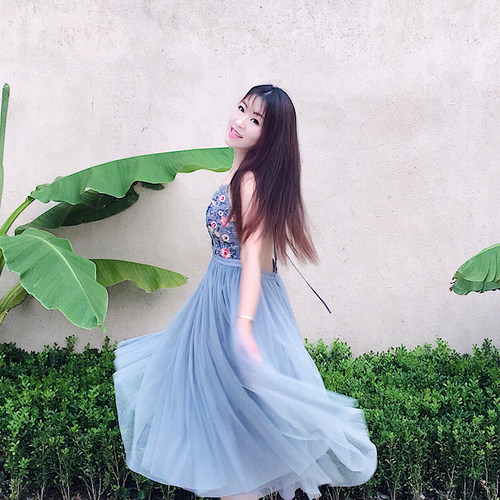 高定串珠绣花露背纱裙吊带