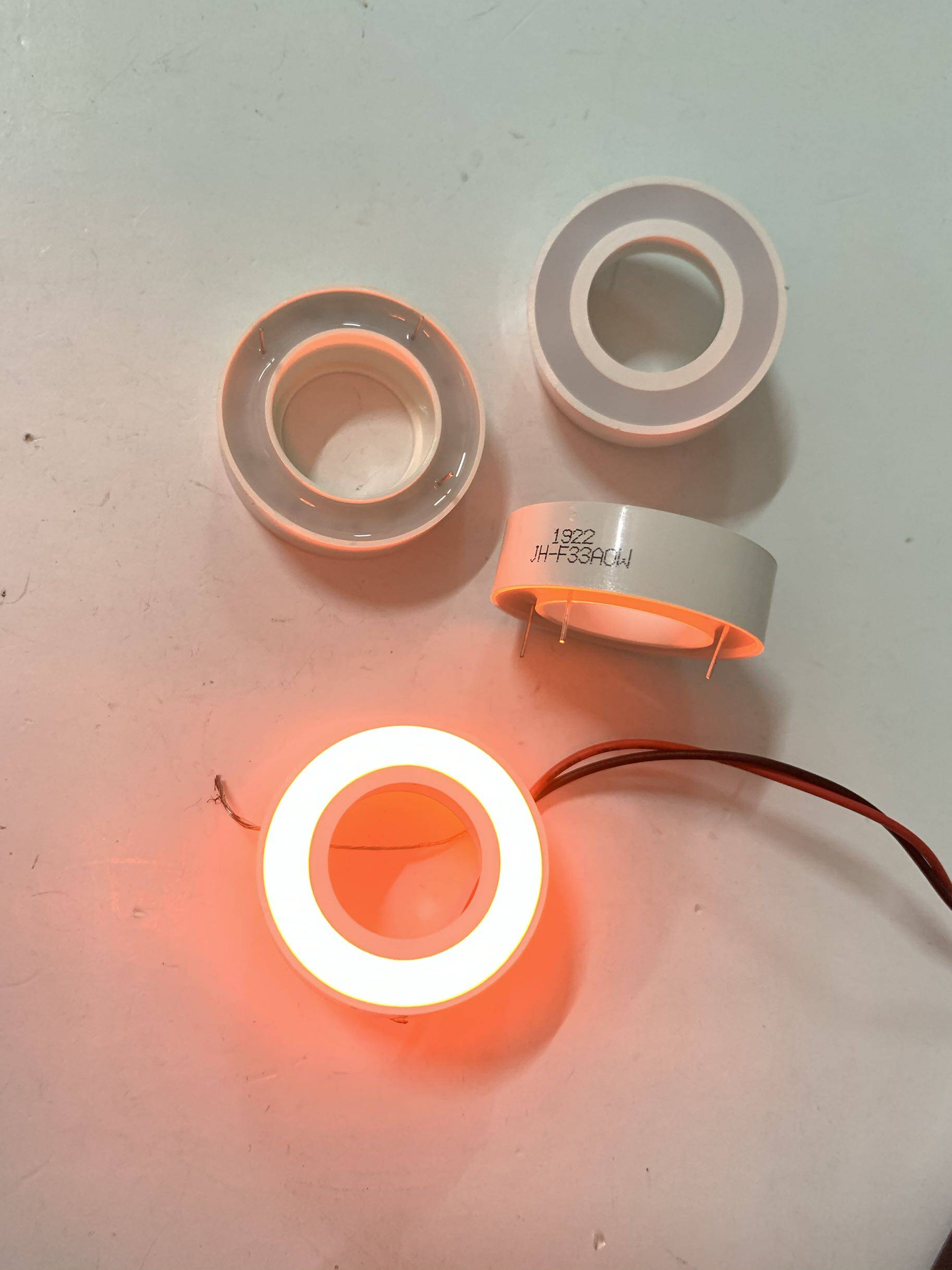 JH-F33AOW 直径33MM LED圆型平面数码管光圈 3脚双路灯 全新怎么样,好用不?