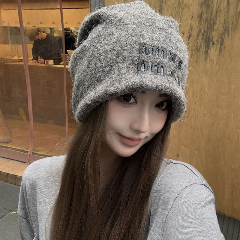 新款秋冬新款潮流帽子时髦字母冷帽胶印羊绒混纺软糯堆堆帽女