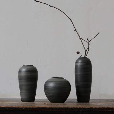 景德镇侘寂风手工刷釉陶罐