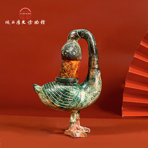 陕历博彩绘雁鱼铜灯冰箱贴可发光
