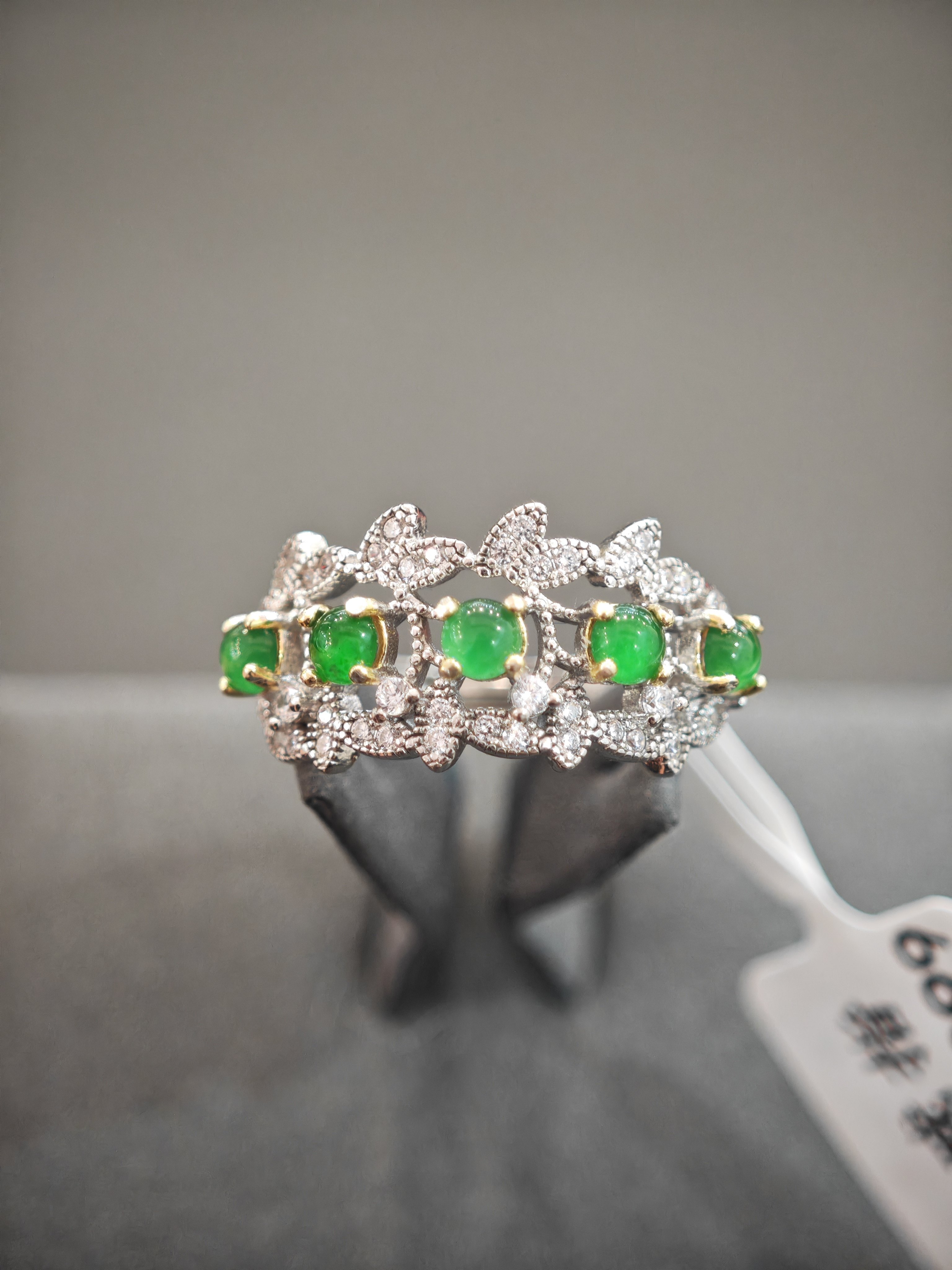 天然缅甸翡翠A货玉戒指保真镶嵌玉指环蛋面尾戒生日礼物送女友