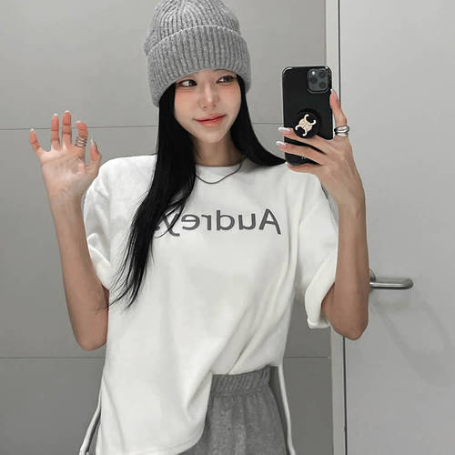 时尚起义audrey字母水貂绒短袖T