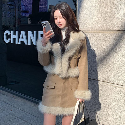 时尚起义毛领子绒革面短外套短裙