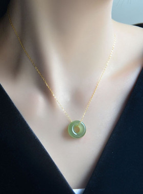 天然和田玉项链女晴水玉石平安扣吊坠玉坠女款925银锁骨链