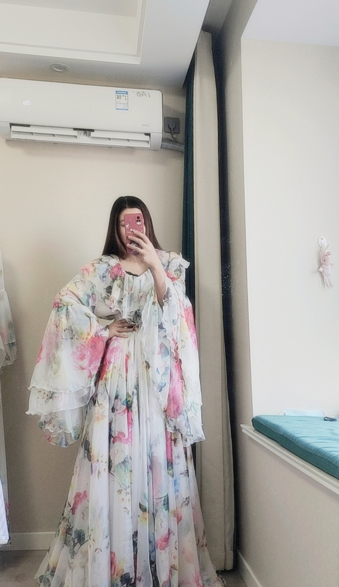 天丝雪纺定制大摆裙连衣裙白色丝巾面料超级大摆16米三层720度