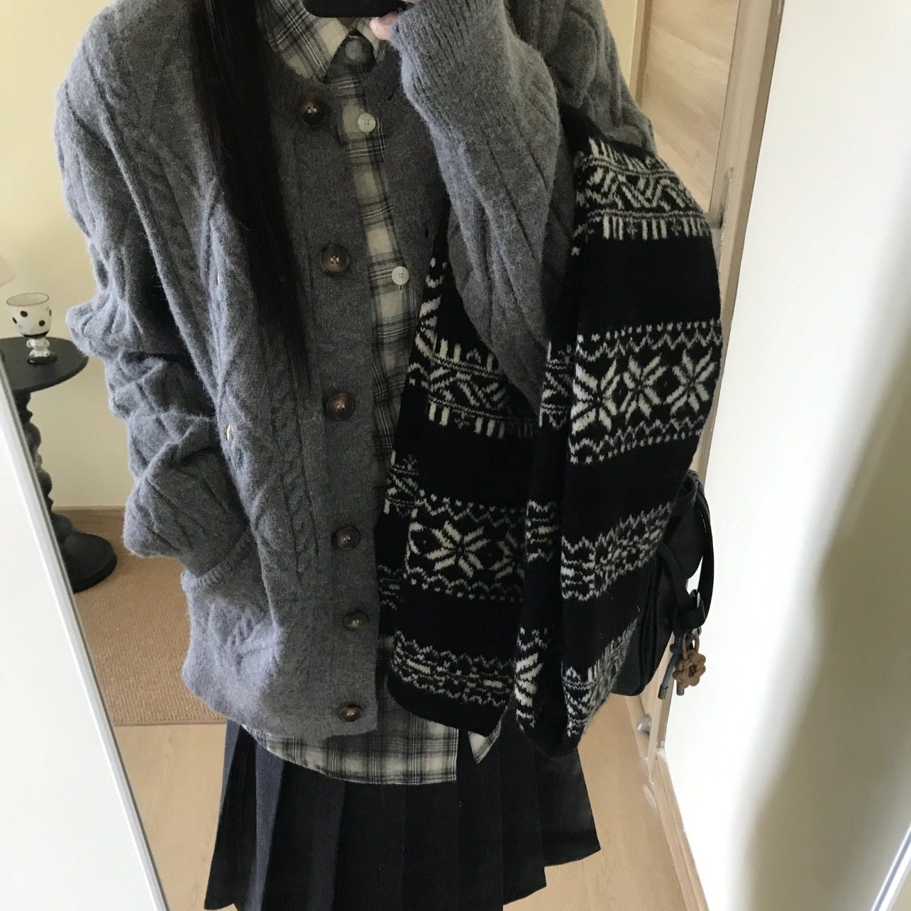 手工刺绣！灰色麻花牛角扣毛衣开衫女春季新款宽松针织衫上衣外套