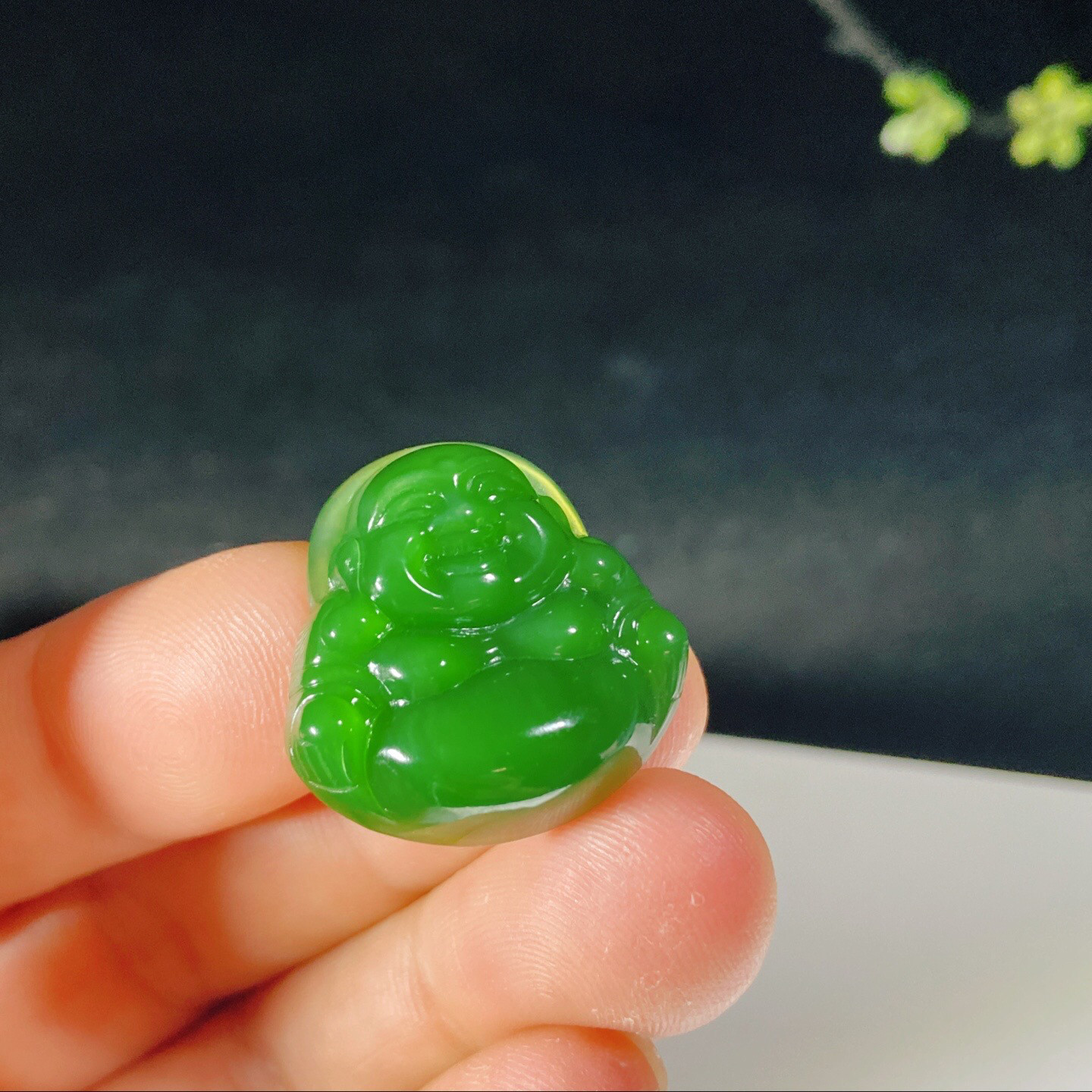 新货爆款纯天然俄料和田玉阳绿碧玉笑佛挂件苹果绿笑佛吊坠女款