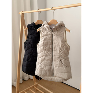 亏本清 90鹅绒 女士无袖 连帽羽绒服马甲外套 温暖轻便好收纳