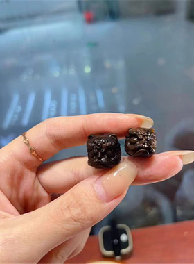 沉香醒狮通孔配件大小号齐全DIY手串项链TY